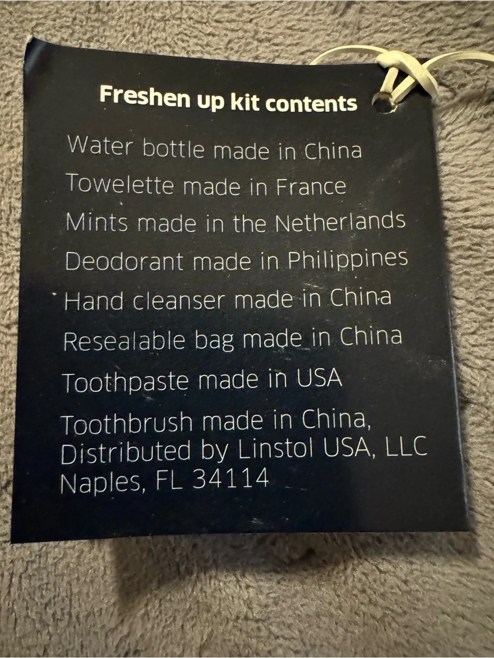 NEW United Airlines Branded Clear Water Bottle with Travel Goodies - Picture 2 of 2